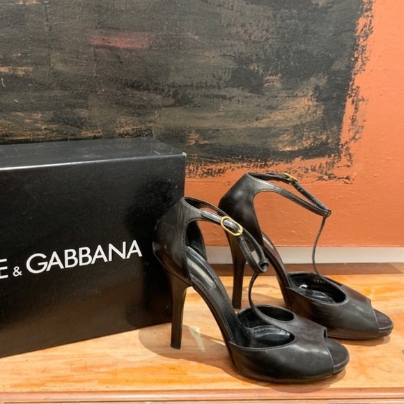 GORGEOUS DOLCE & GABBANA ANKLE T-STRAP HIGH HEEL - Picture 5 of 16